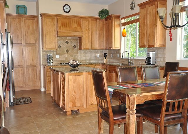 Luxury Home in Dalton Ranch 8