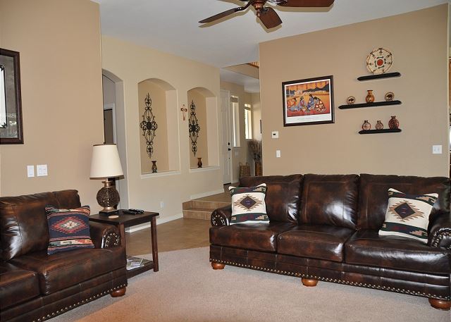 Luxury Home in Dalton Ranch 5