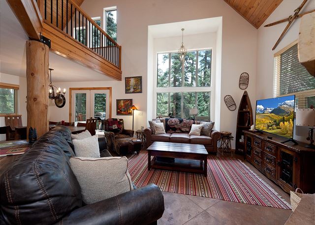 Secluded Mountain Home - 1 Mile to Purg - Hot Tub/Ping Pong Table/Lake Access 3