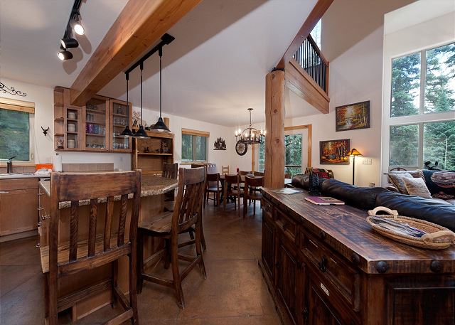 Secluded Mountain Home - 1 Mile to Purg - Hot Tub/Ping Pong Table/Lake Access 6