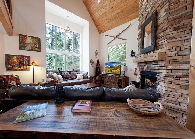 Secluded Mountain Home - 1 Mile to Purg - Hot Tub/Ping Pong Table/Lake Access 2