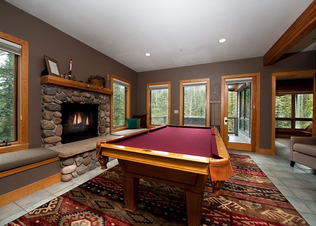 Luxury Home on Creek on 2 Acres - Hot Tub/Sauna/Pool Table/Fire Pit/BBQ Grill 9