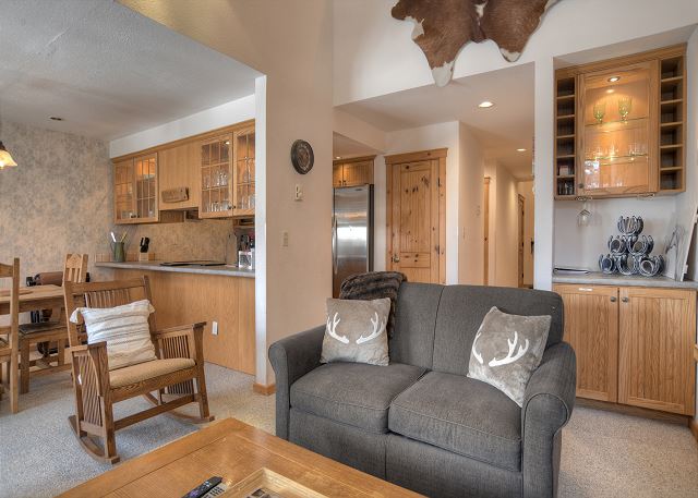 Cascade Village Condo - Views/Heated Pool/Two Decks 2