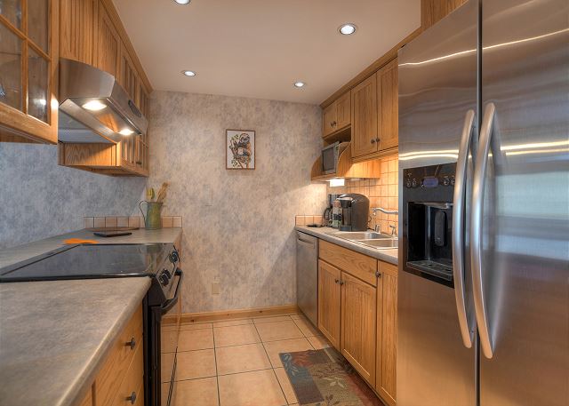 Cascade Village Condo - Views/Heated Pool/Two Decks 8