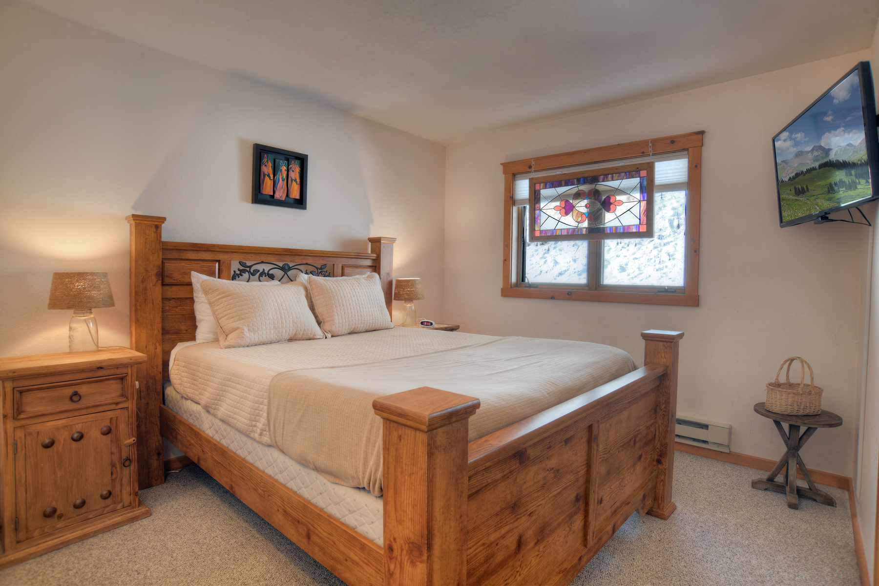 2nd Bedroom - Queen and TV (Main Level)