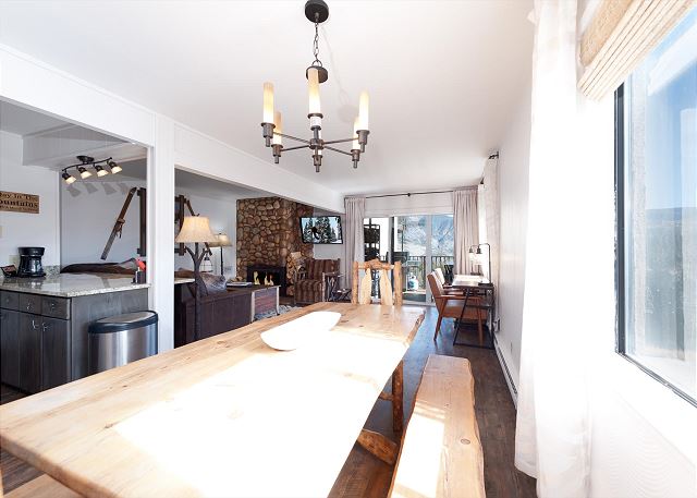 True Ski in/Ski Out - Remodeled - Amazing Views 9
