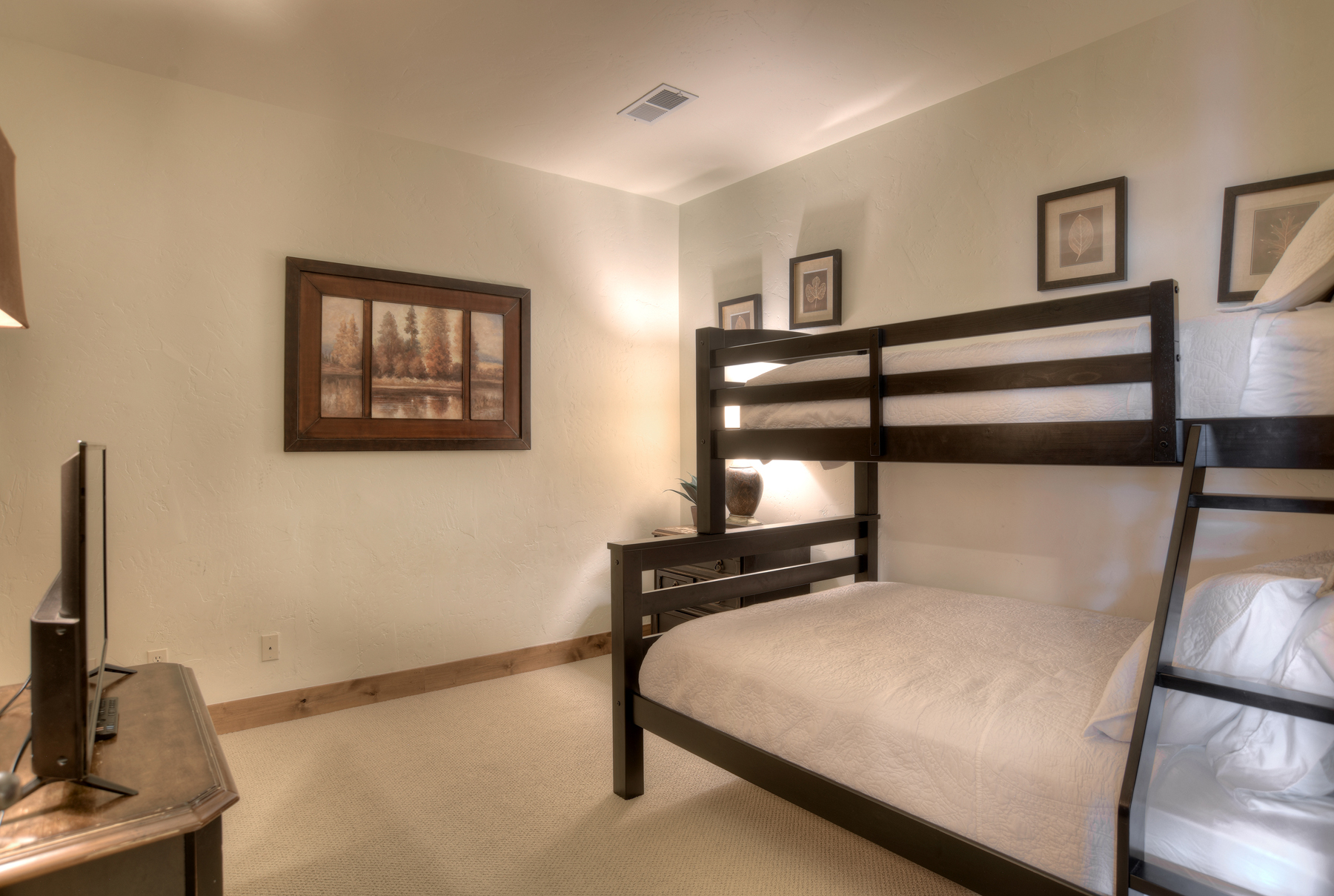 2bd Bedroom - Bunk Bed (Single over Double) - TV