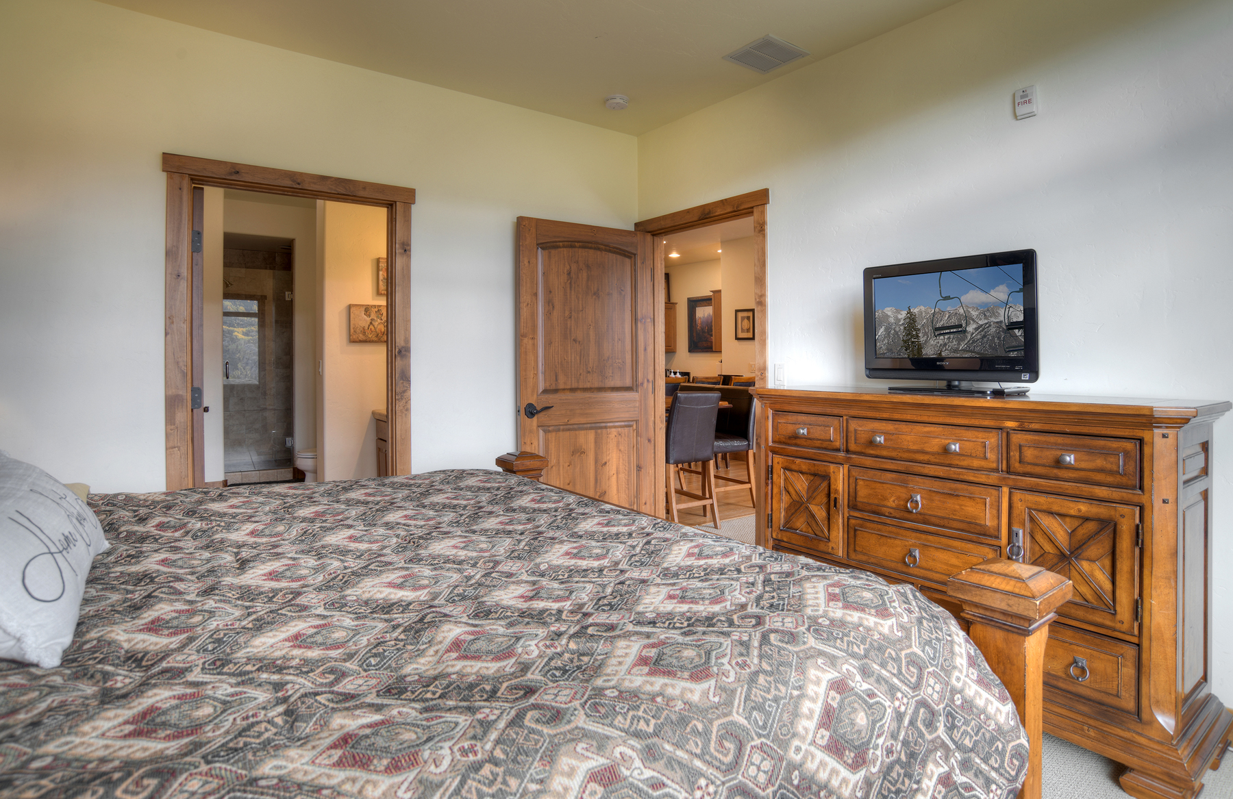 Master Bedroom - King, TV and attached bathroom