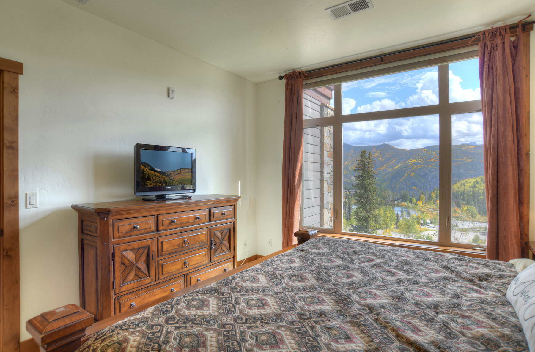 Master Bedroom - King, TV and attached bathroom