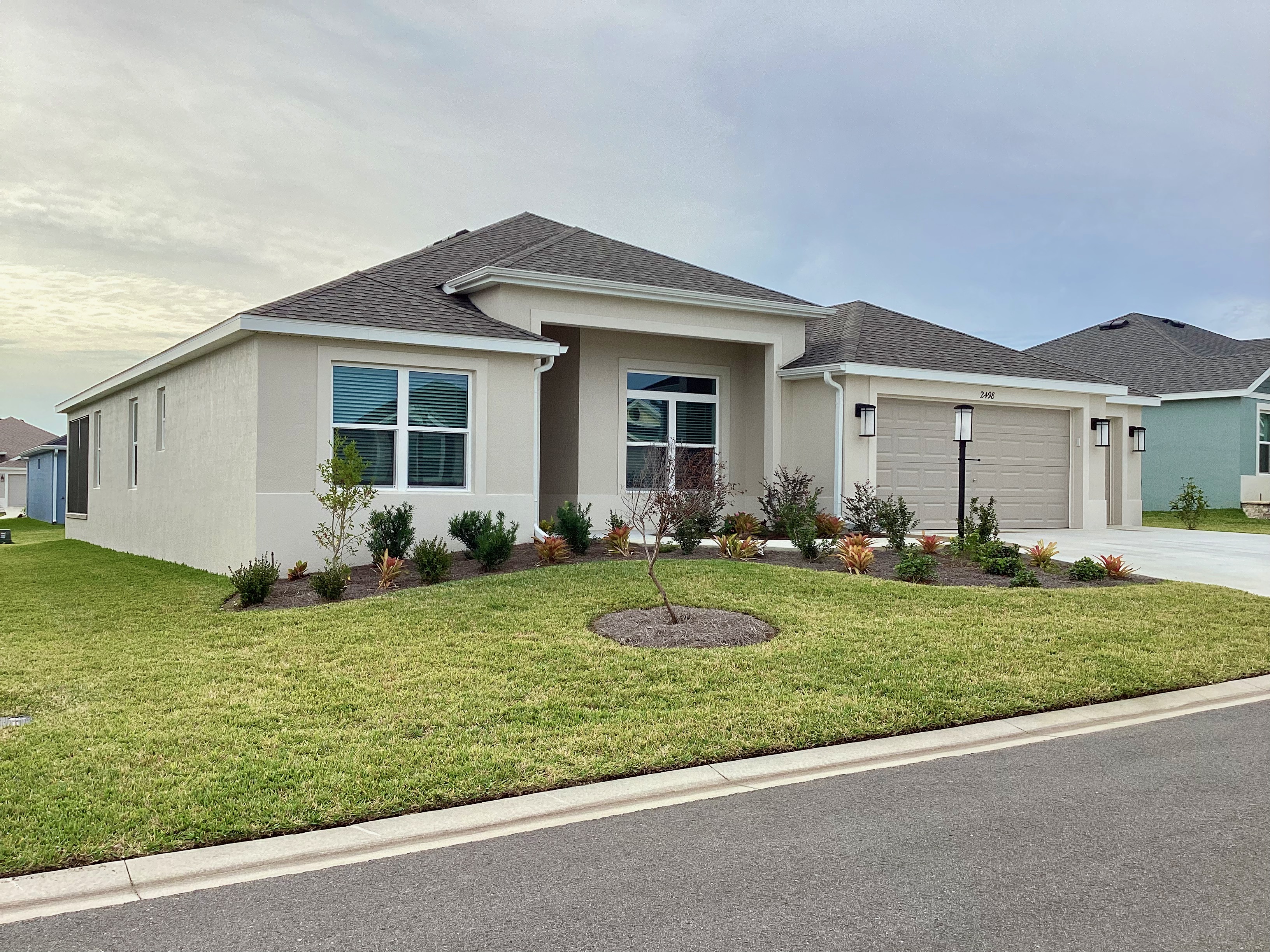 2498 Lynette Avenue | Photo 2