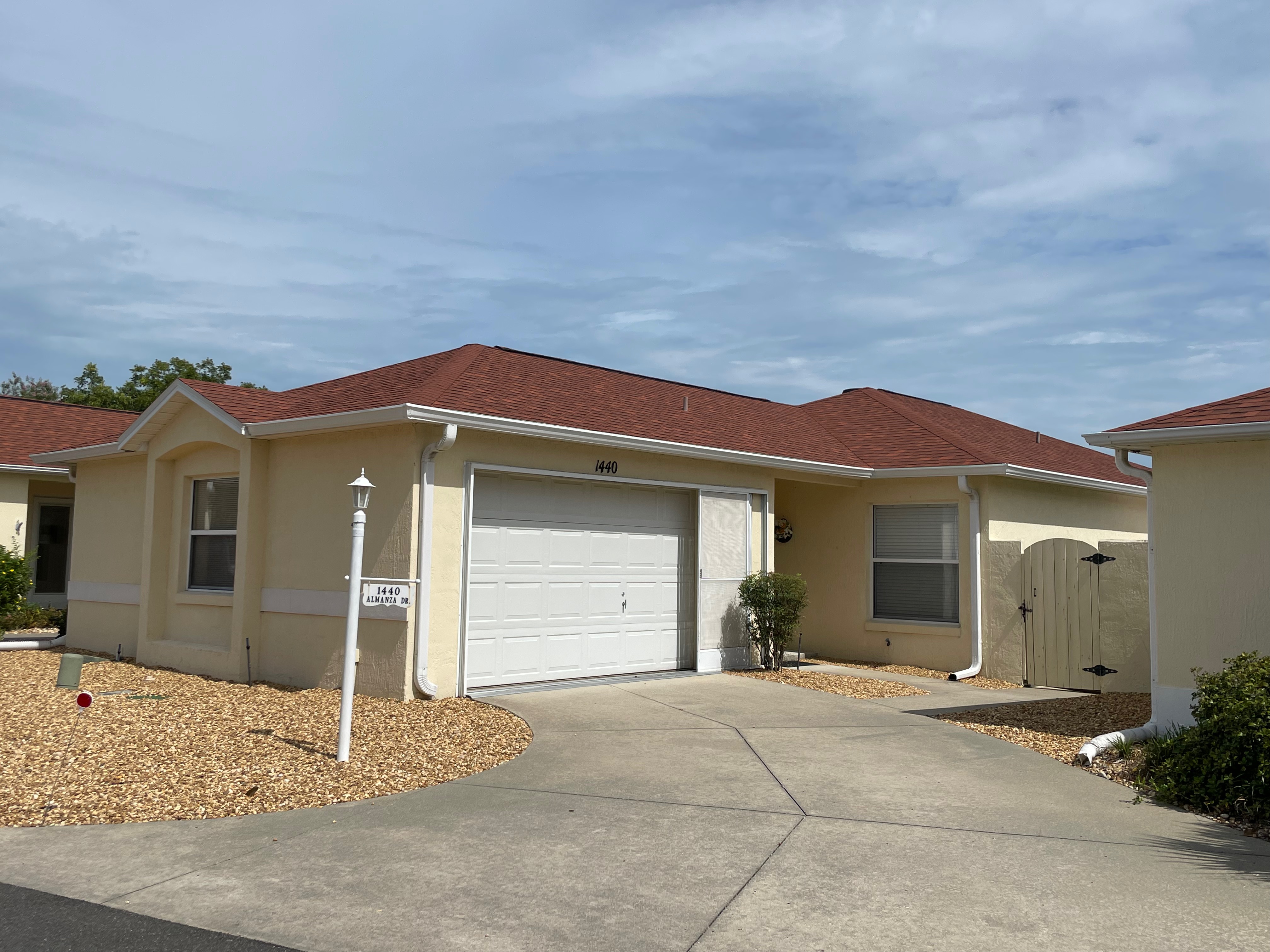 1440 Almanza Dr