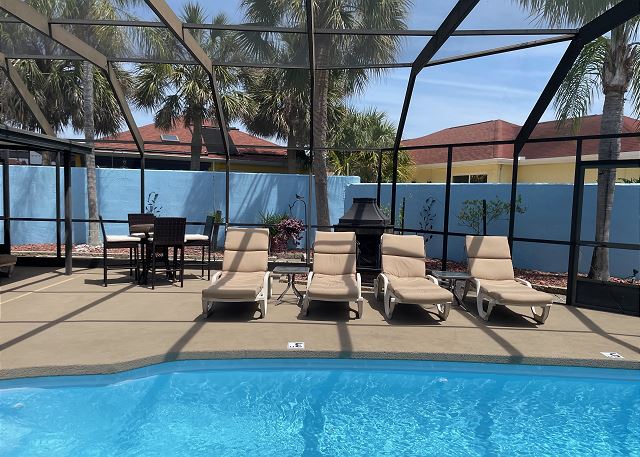 1308 Balboa Ct