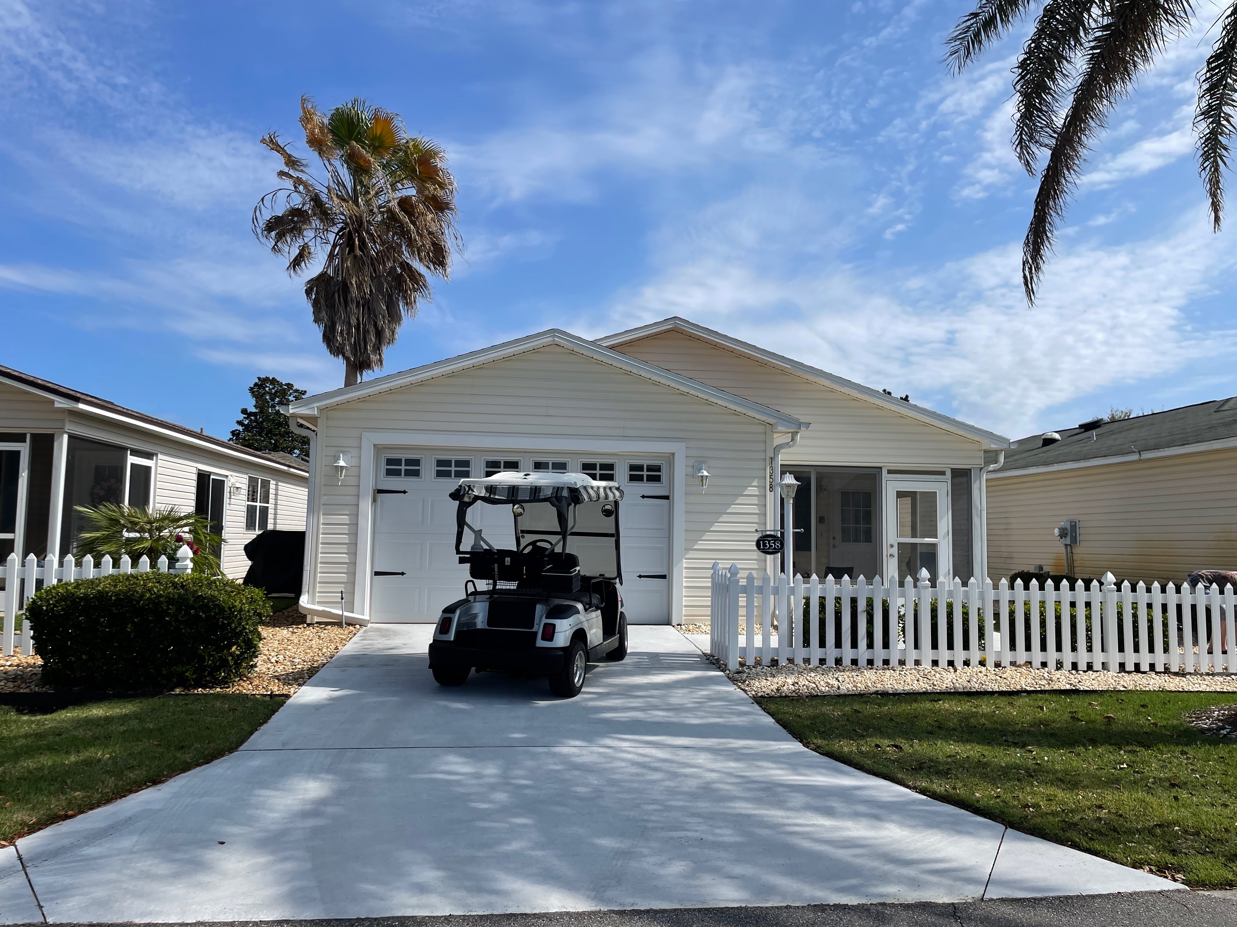 1358 Hollyberry Pl - The Villages