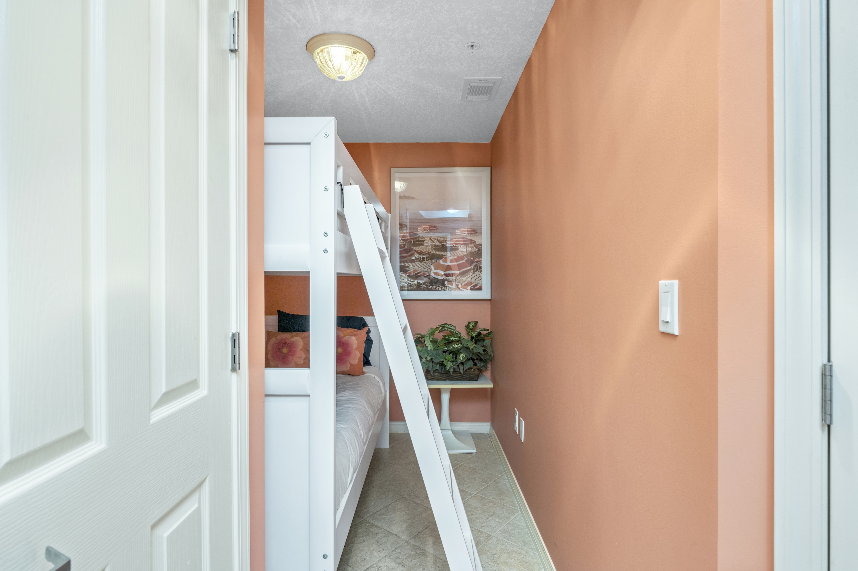 Gulf #516 | Photo 13