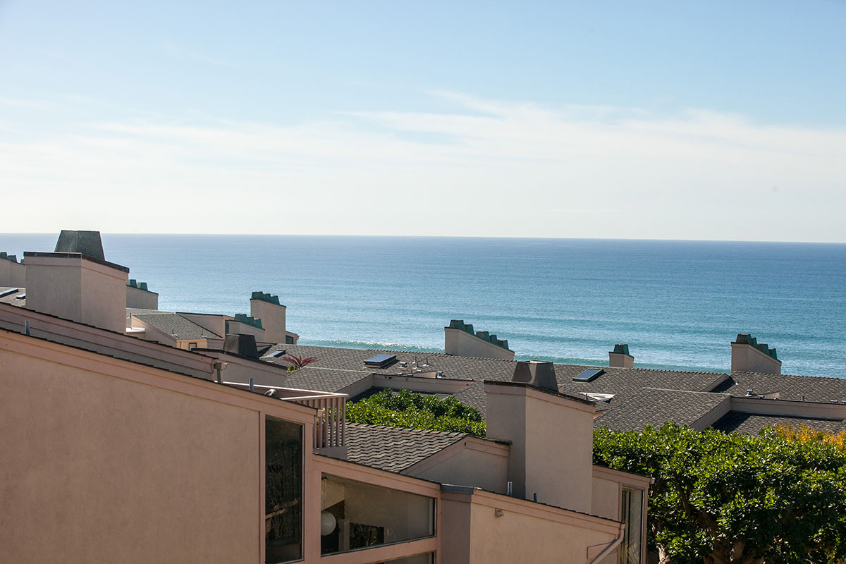 Paradise Awaits - SUR182 | Photo 2