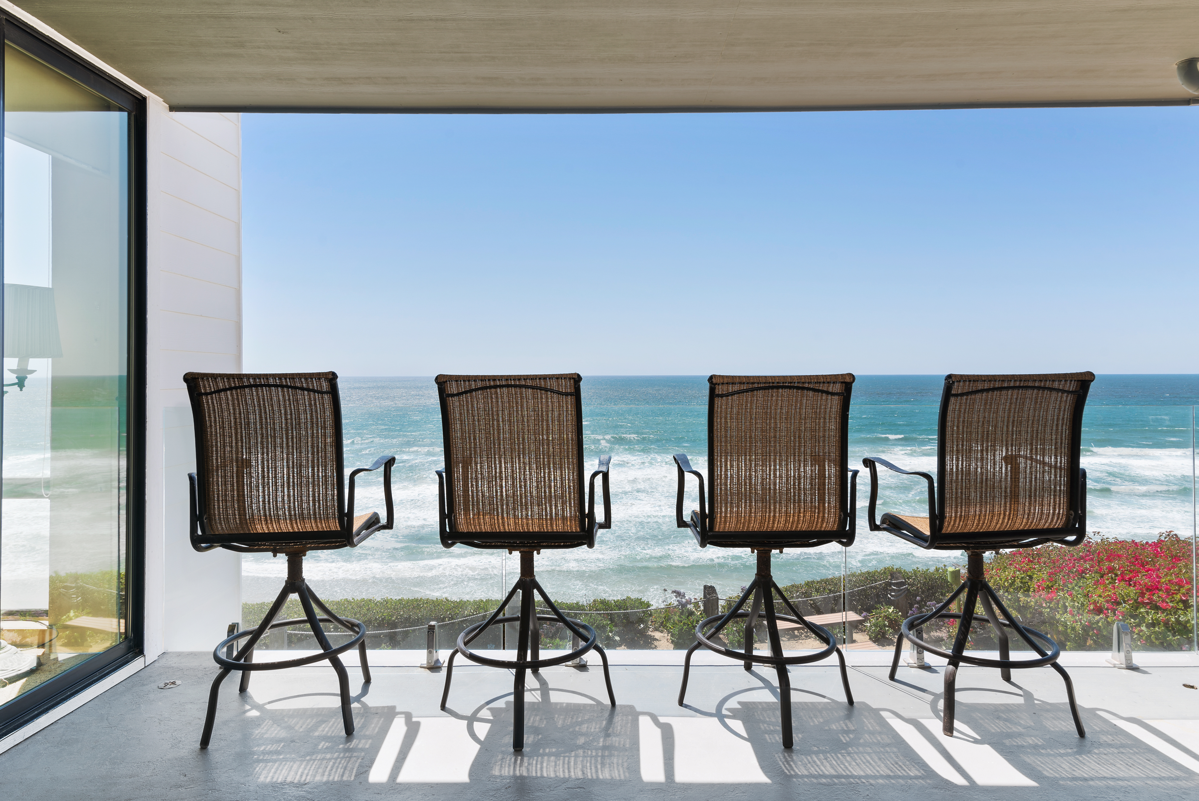 Private balcony overlooking Pacific Ocean