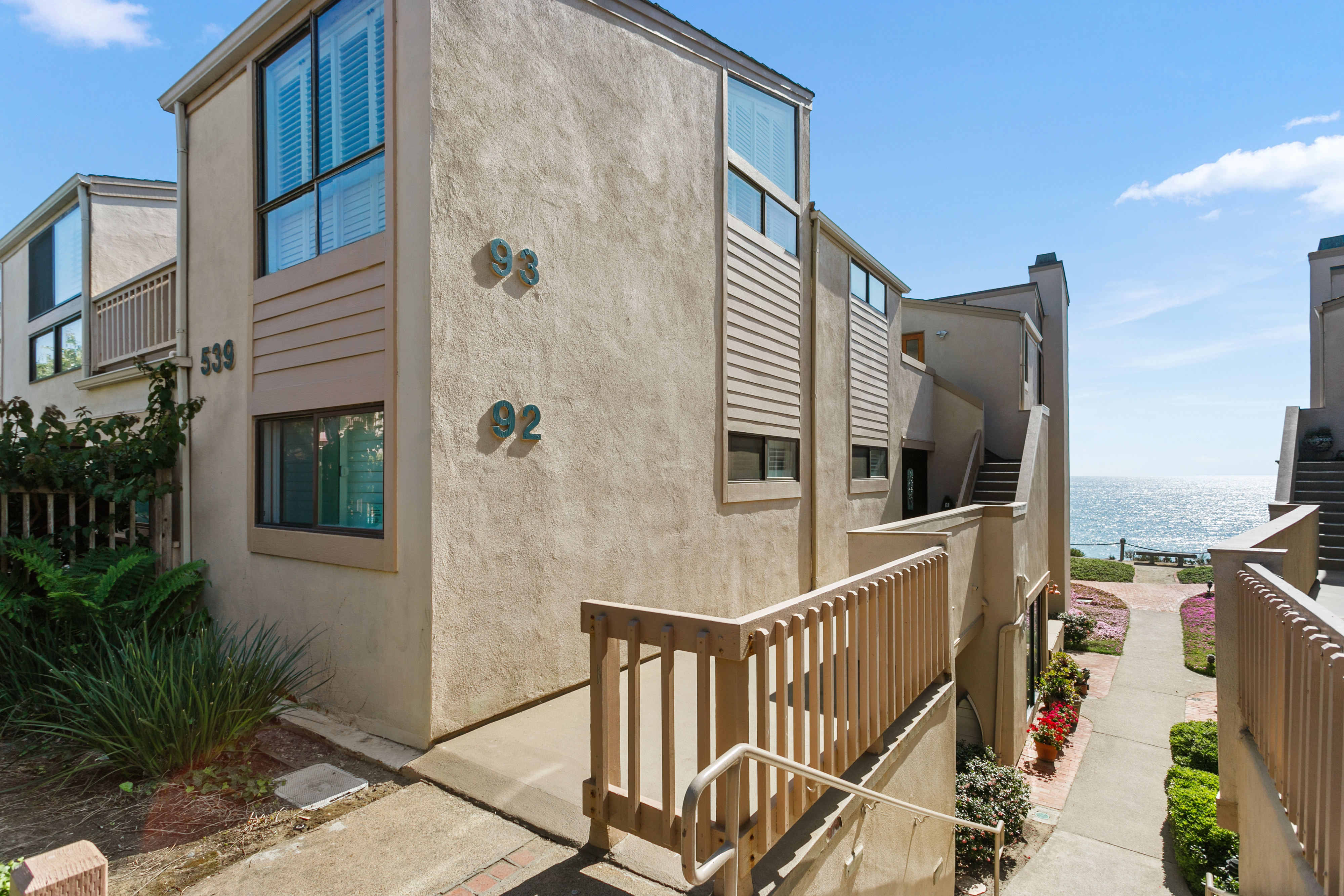 Salty Shores - SUR108 23
