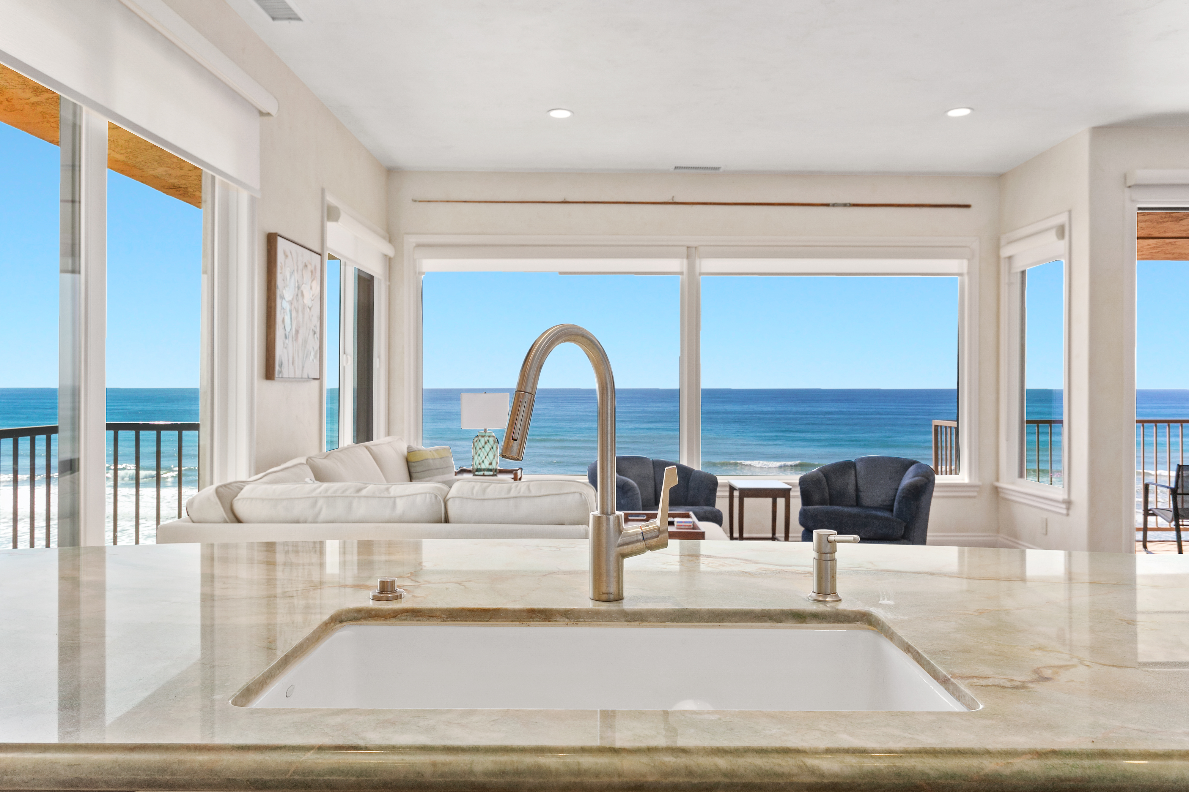 Beach View Beauty - DMBC775D 17