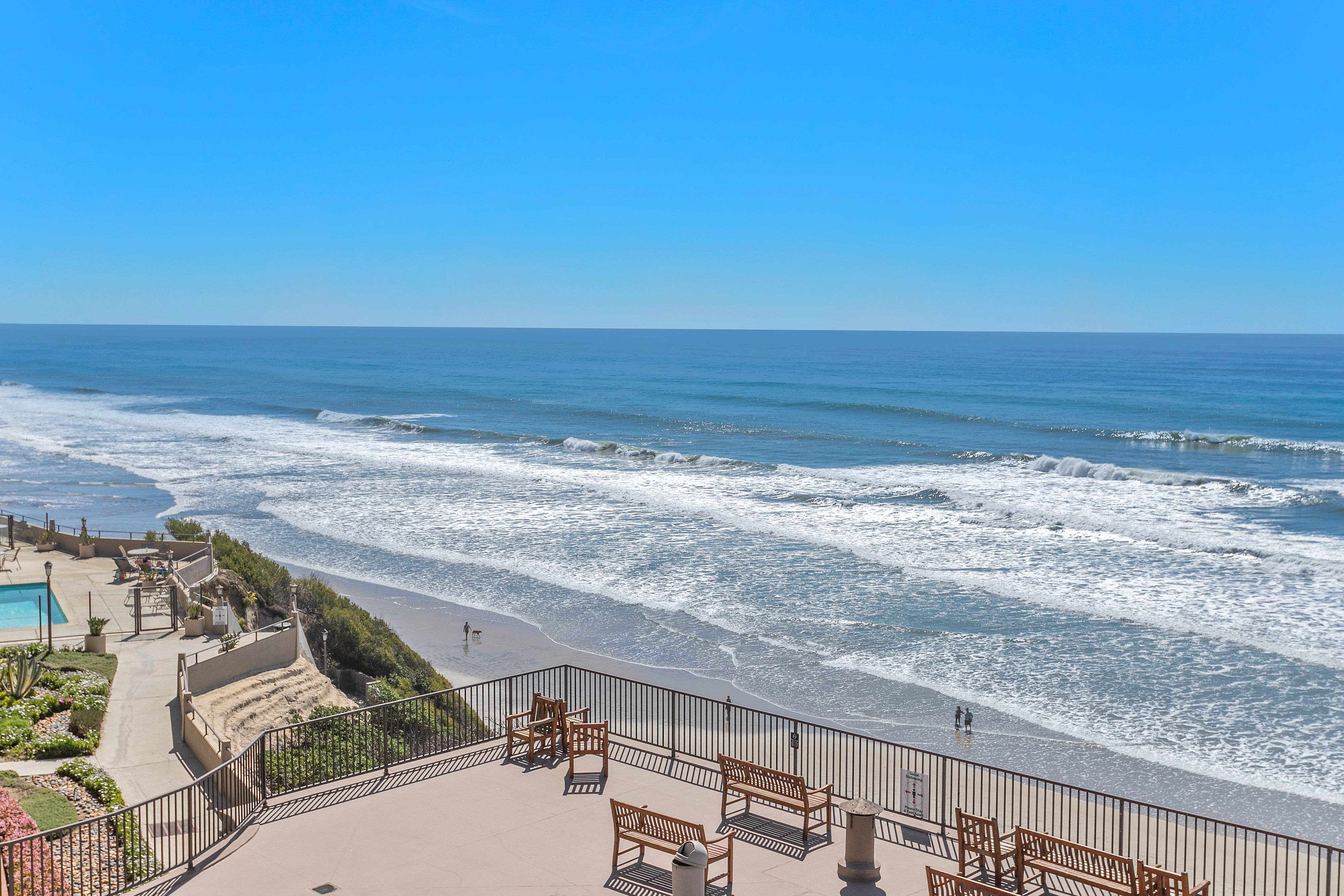 Beach View Beauty - DMBC775D 10