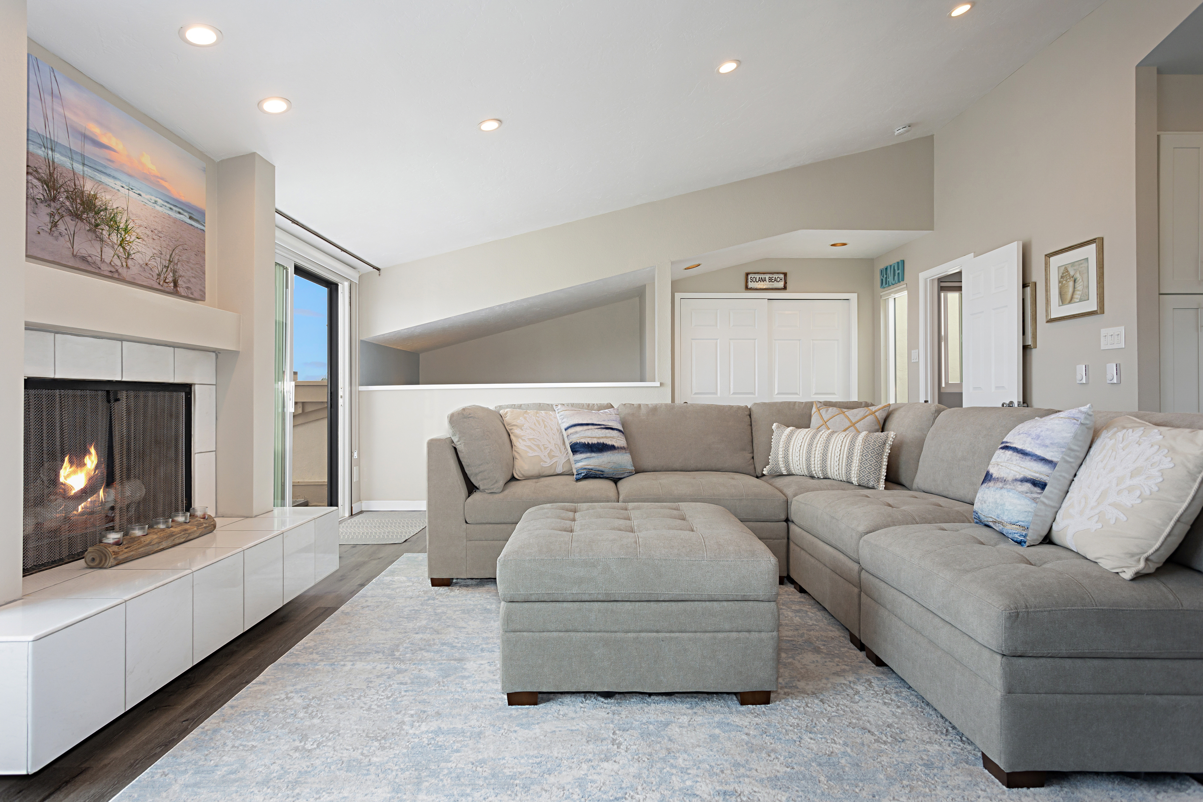 Coastal Retreat- SUR33 9
