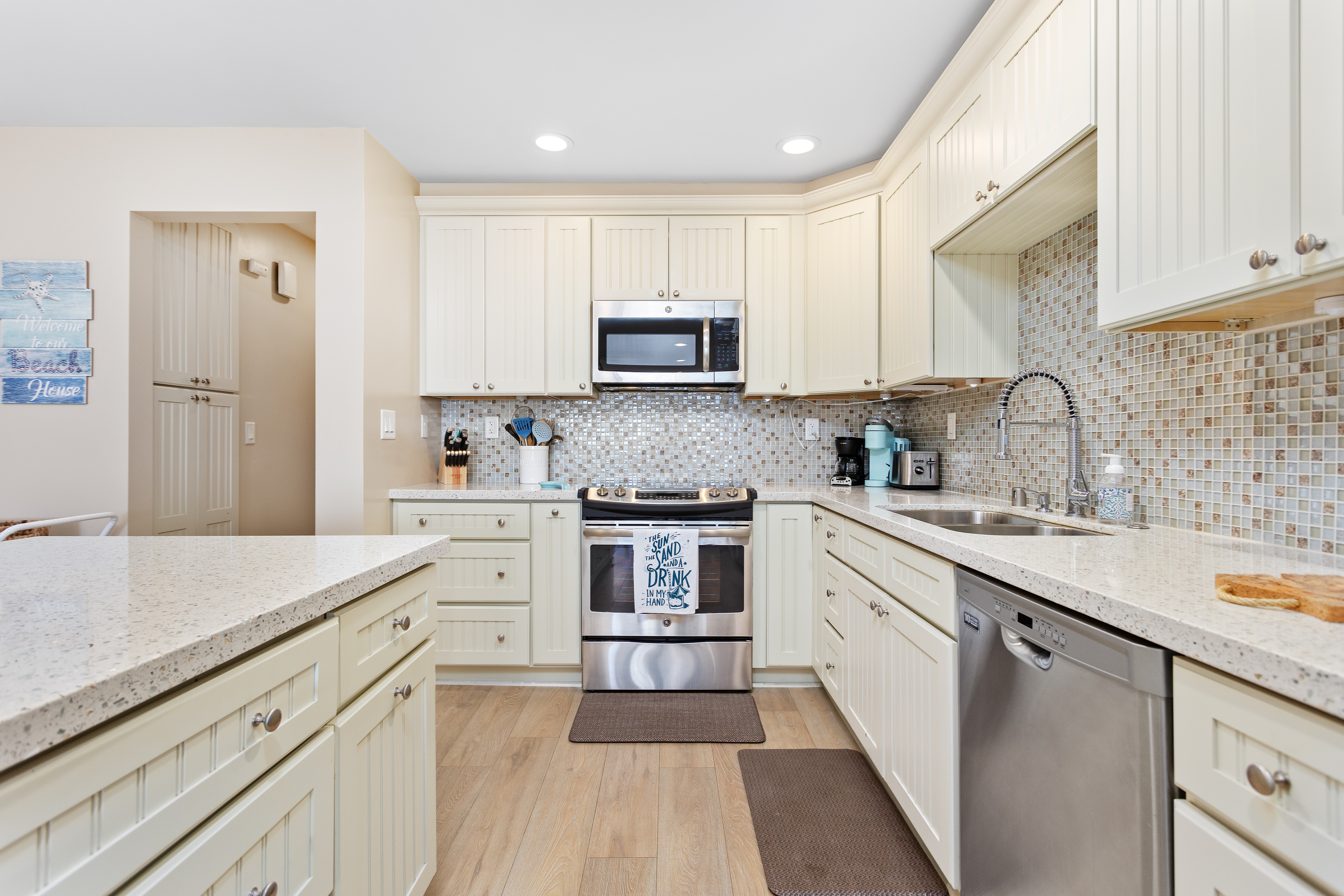 Beachfront Bliss - DMBC815 13