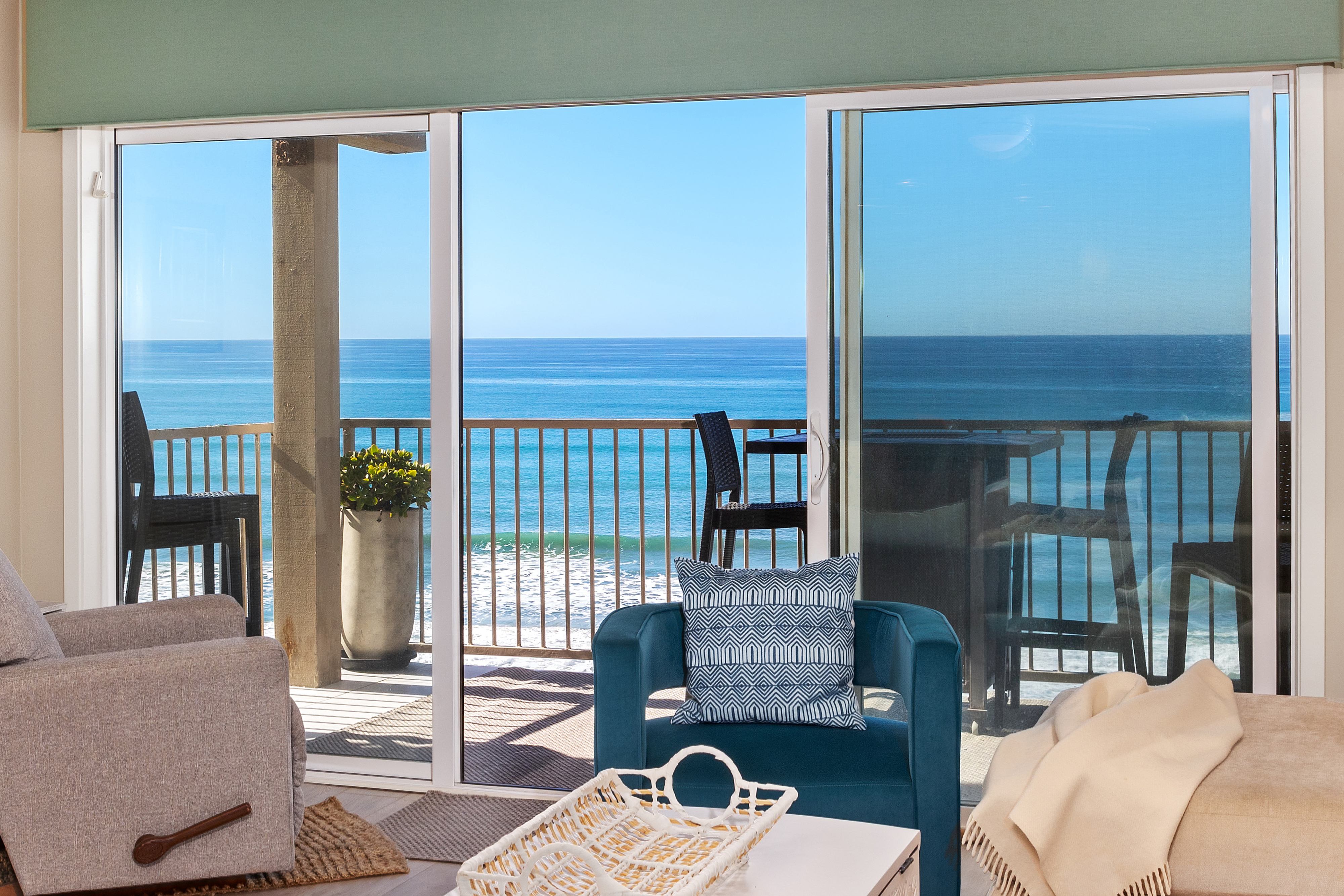 Beachfront Bliss - DMBC815 2