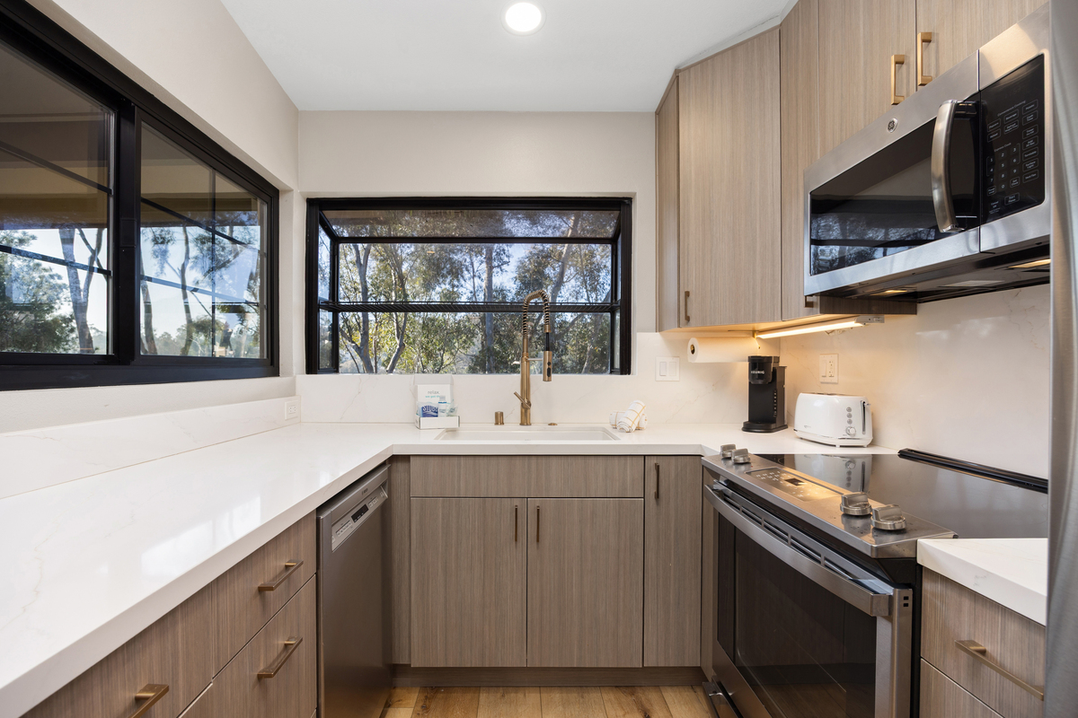 Boardwalk Treehouse - LJ307 10