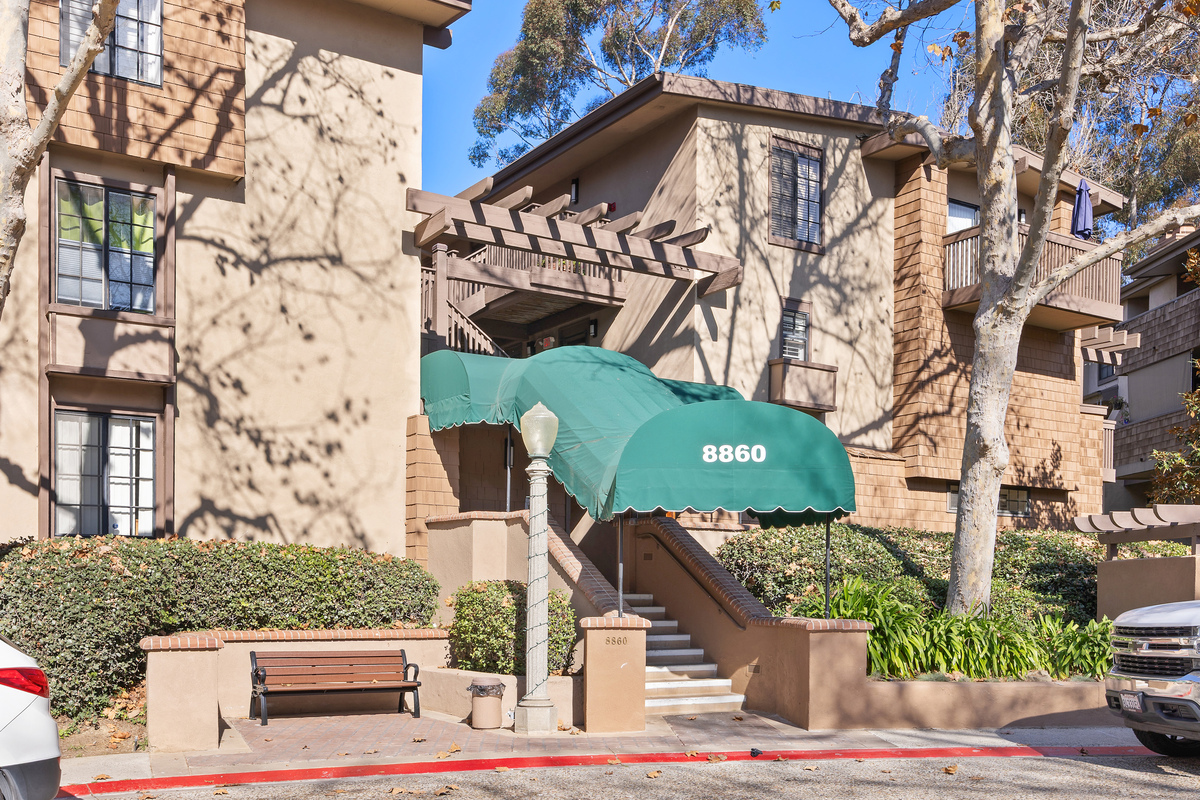 Boardwalk Treehouse - LJ307 26