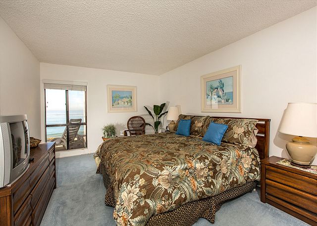 2 Bedroom Oceanfront Condo SBTC212