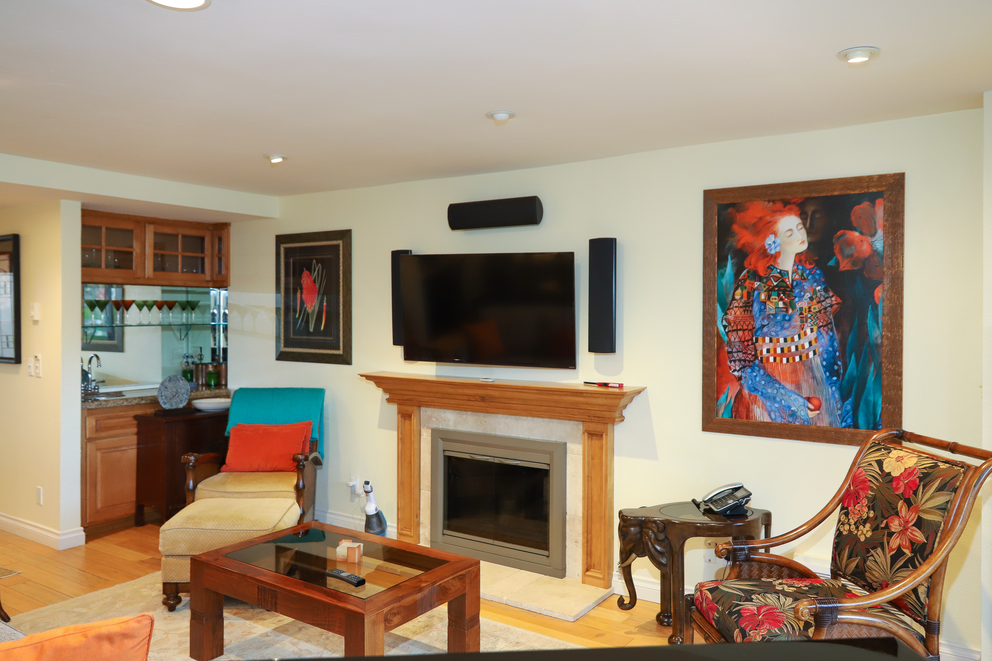 Smart TV and surrond sound 