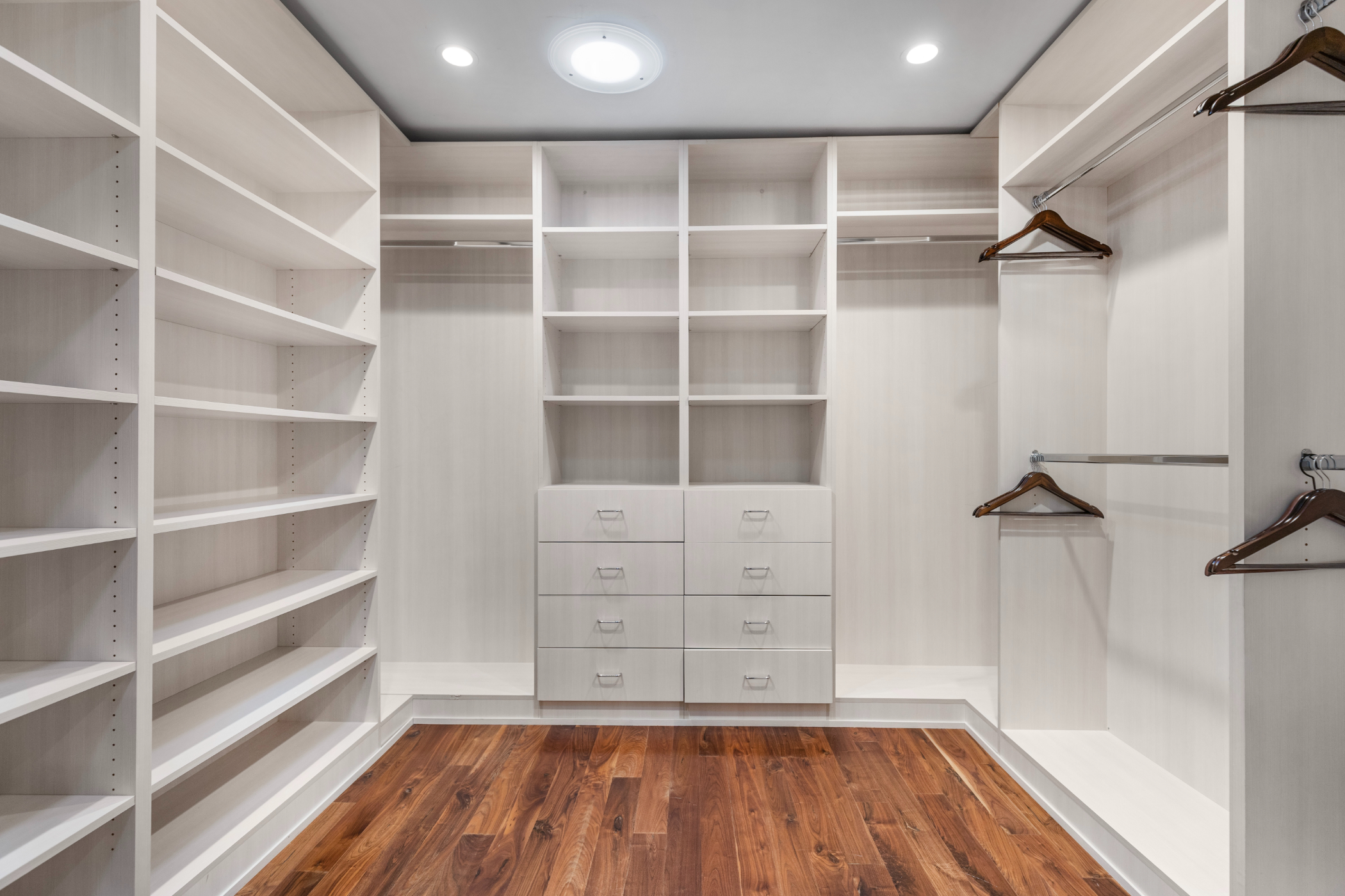 Spanish Villa (Offline) | Photo 20