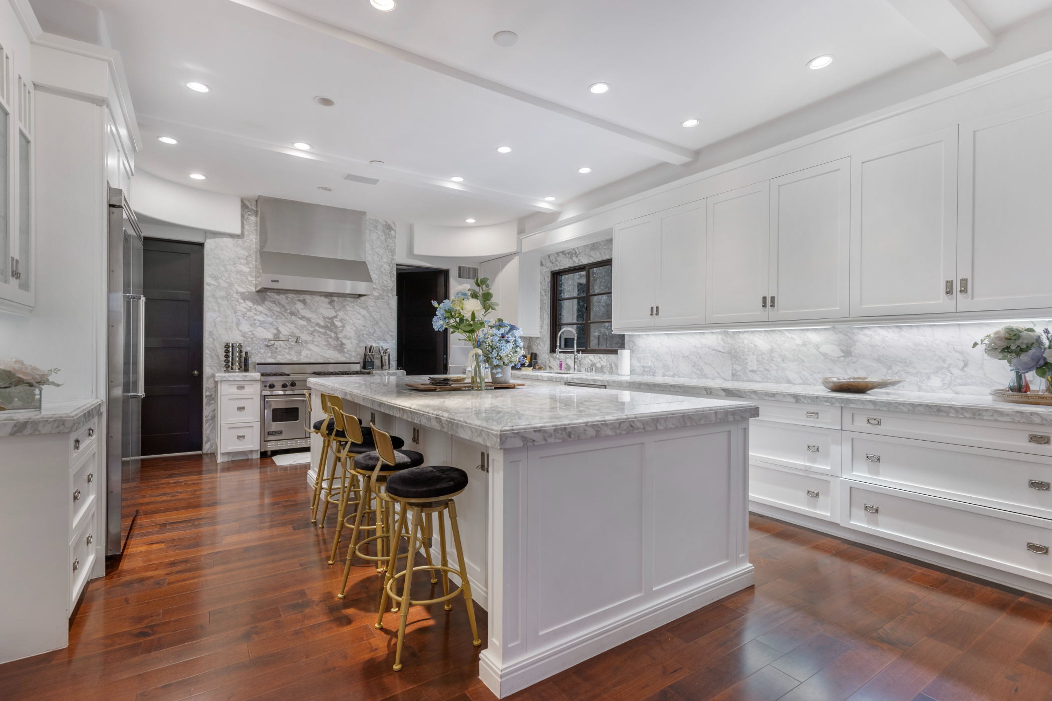 Spanish Villa (Offline) | Photo 11