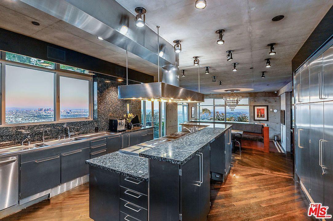 Sky Castle Estate | Photo 6