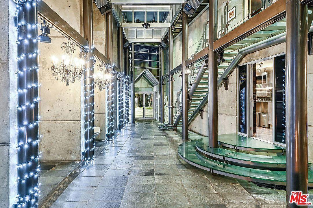 Sky Castle Estate | Photo 11