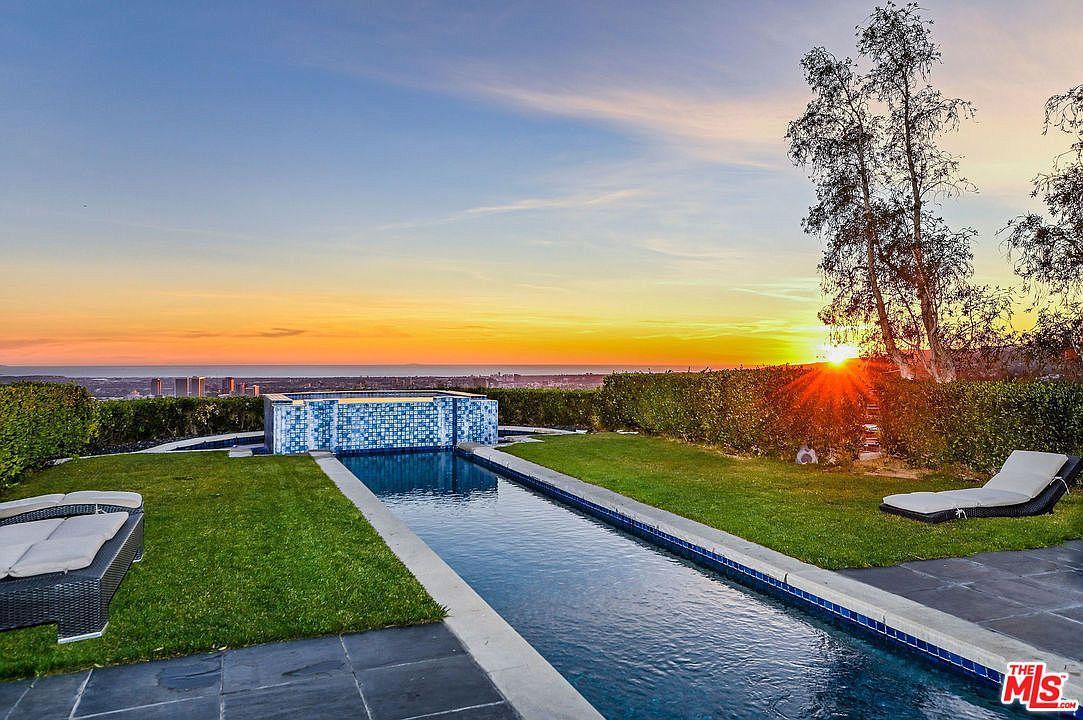 Sky Castle Estate | Photo 4