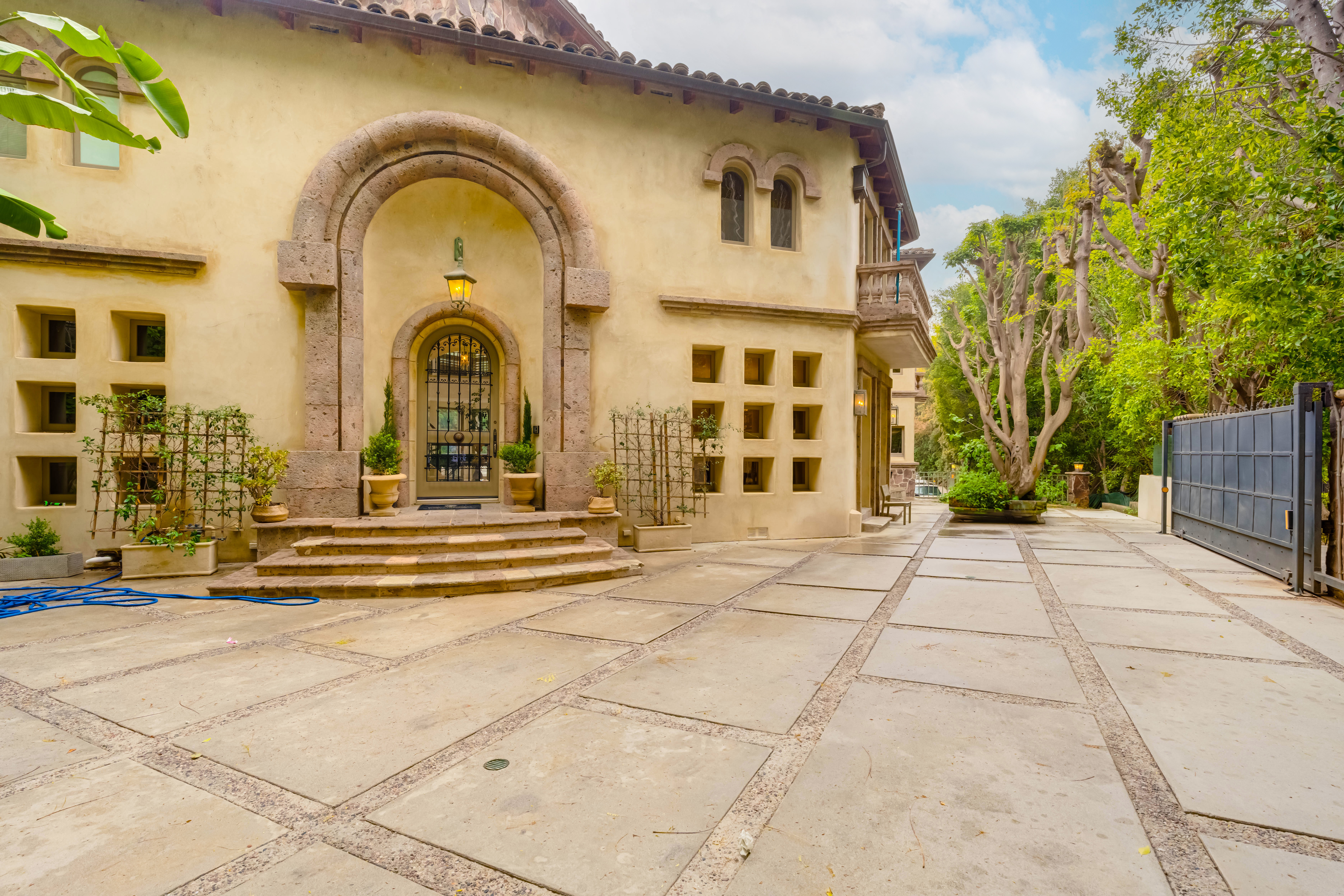 Carolwood Estate | Photo 10