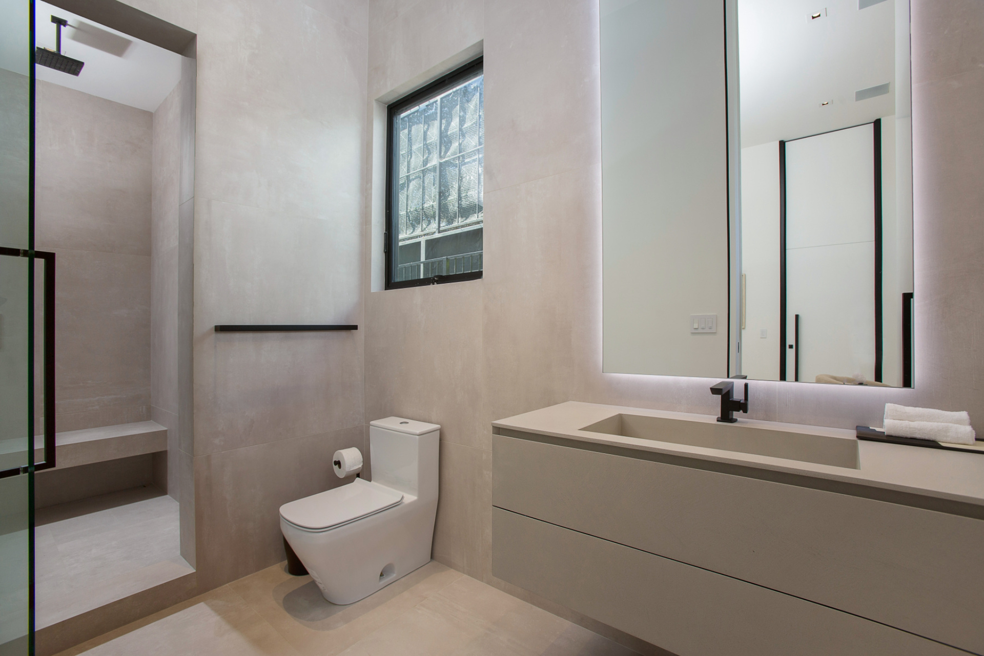 Highridge One | Photo 50