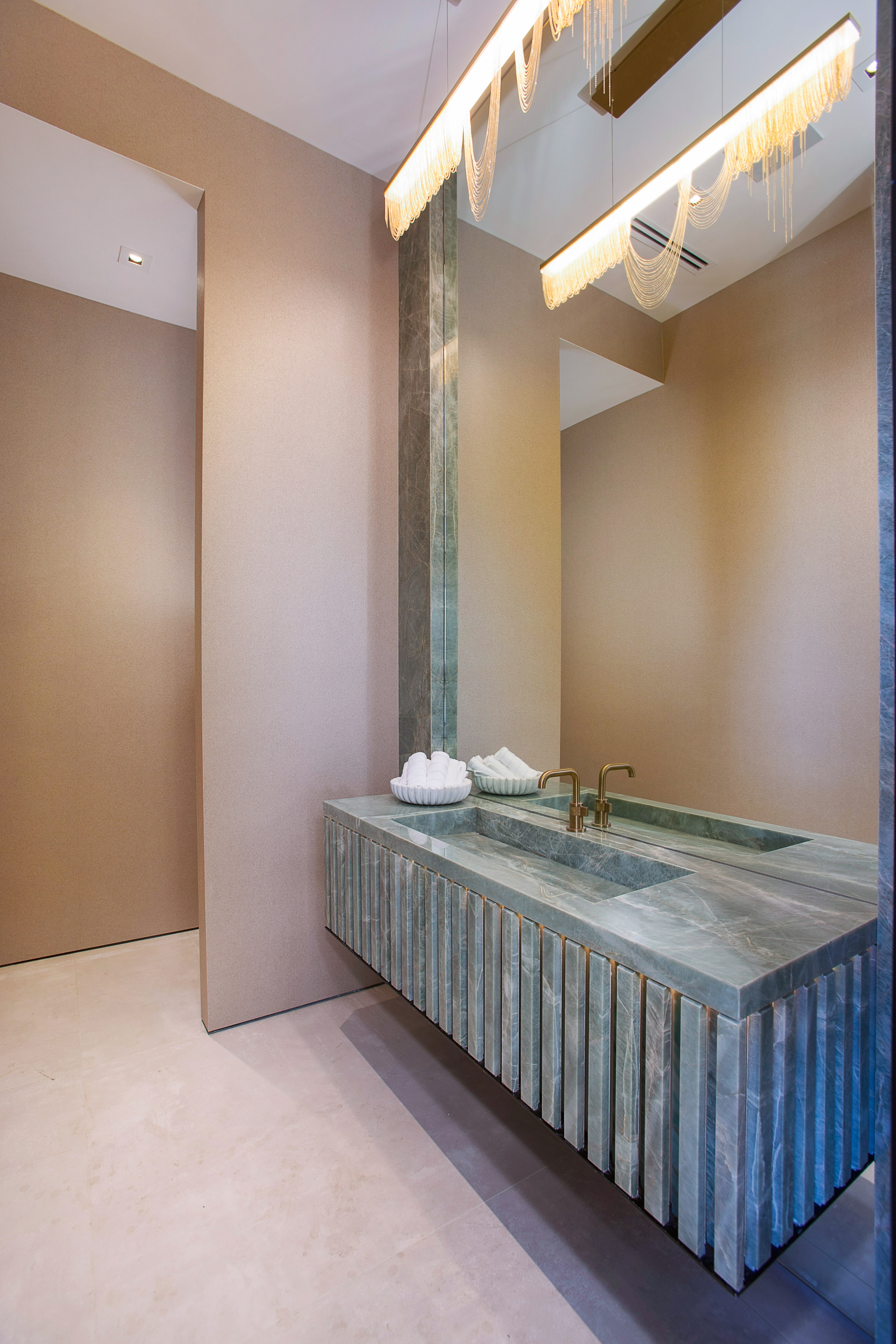 Highridge One | Photo 42