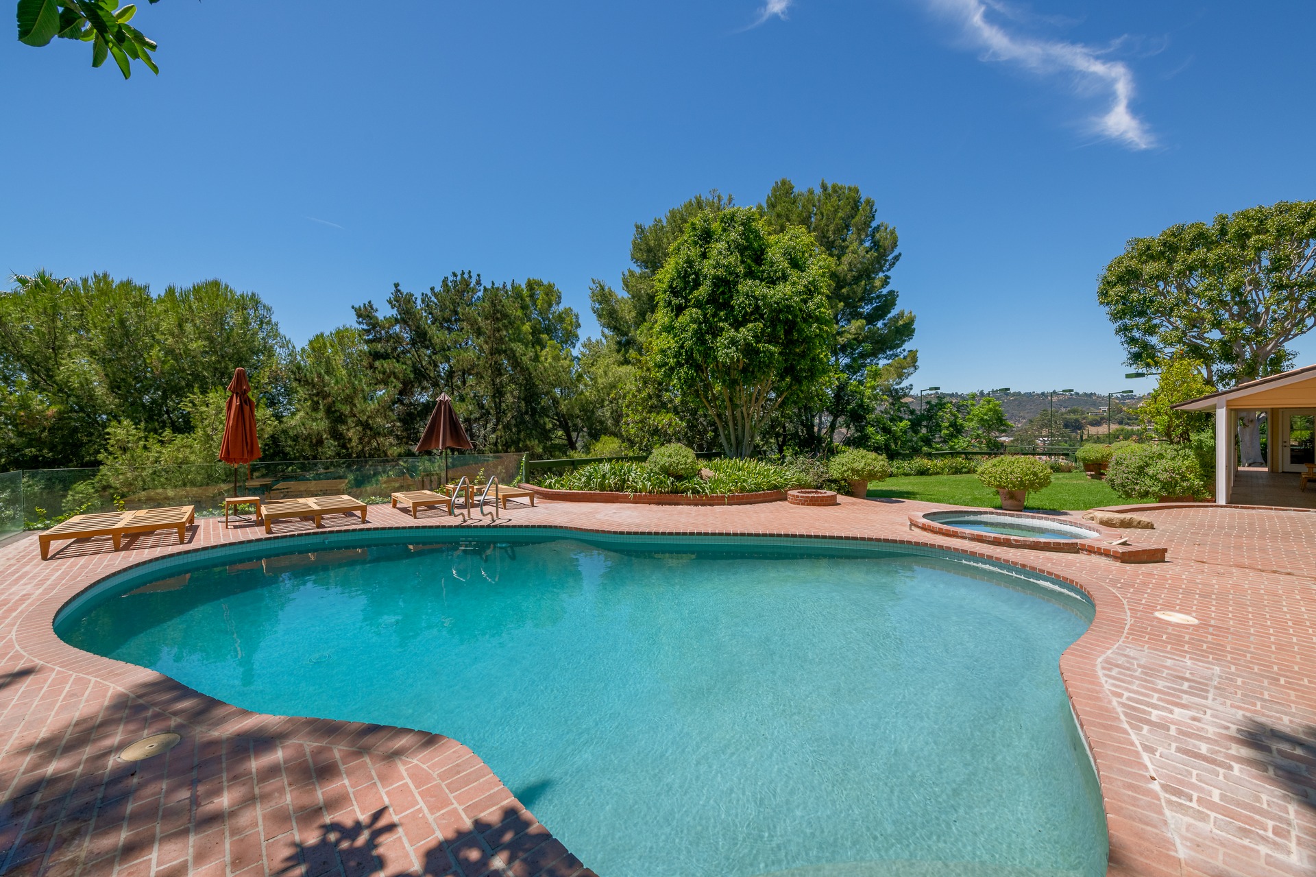 Bel Air Rd Farmhouse | Photo 9