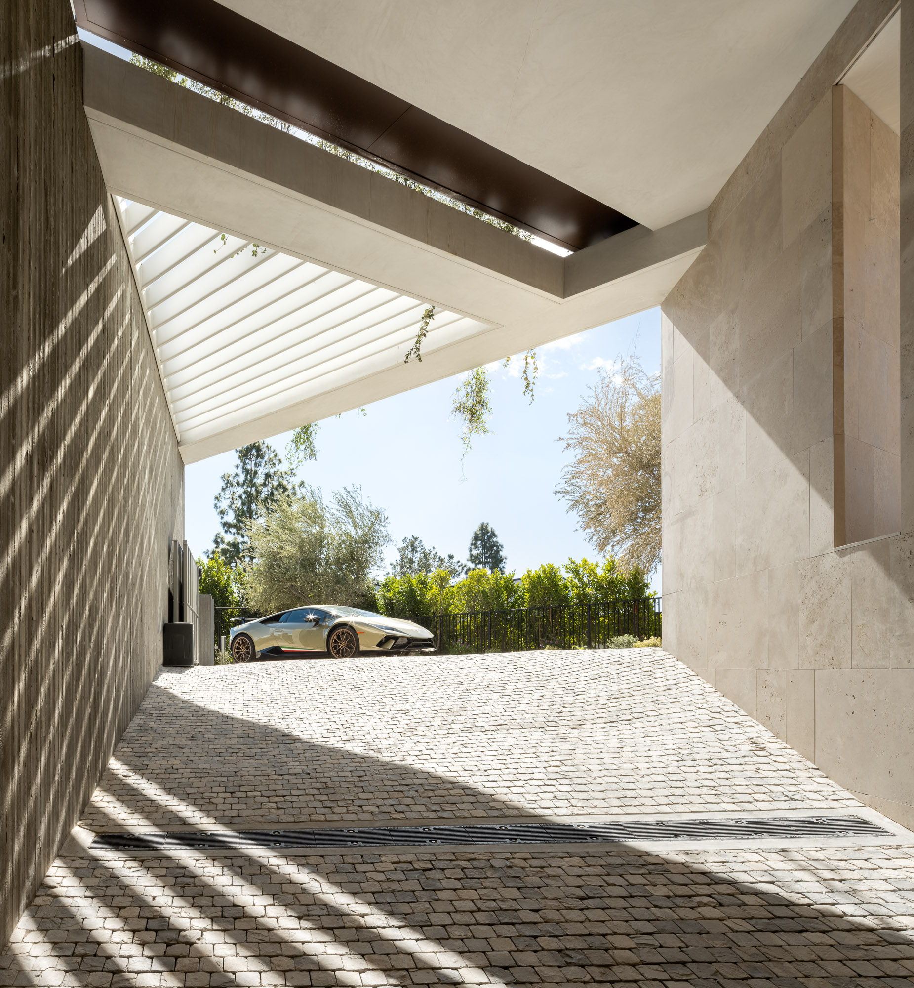 Stradella Mansion | Photo 42