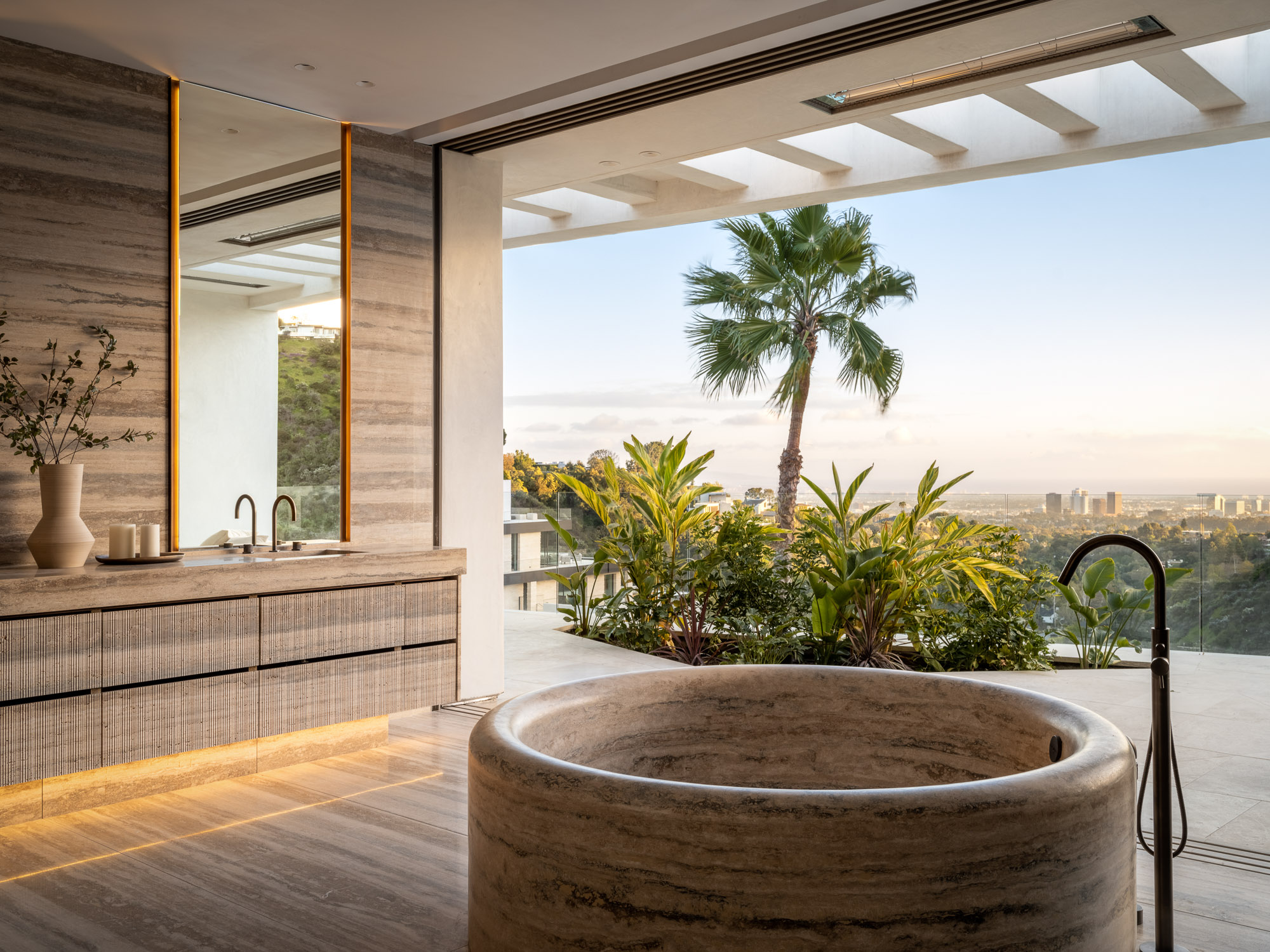 Stradella Mansion | Photo 31