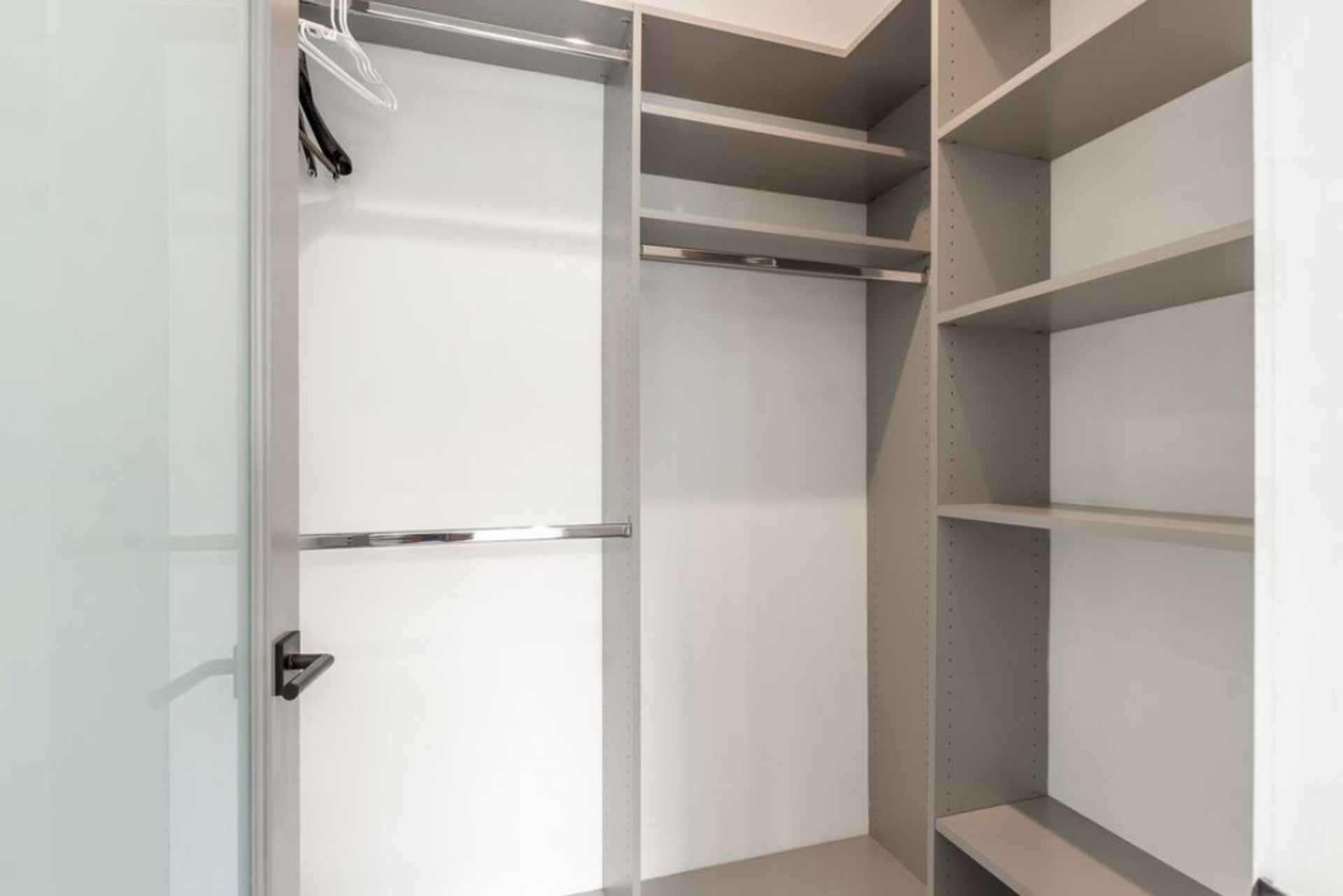 Fairfax Modern | Photo 38