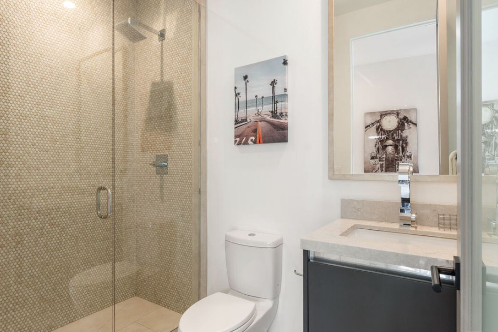 Fairfax Modern | Photo 36