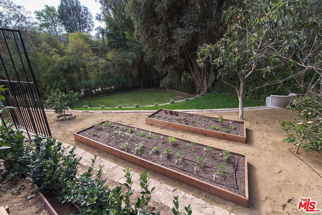 Willowcrest Estate | Photo 38