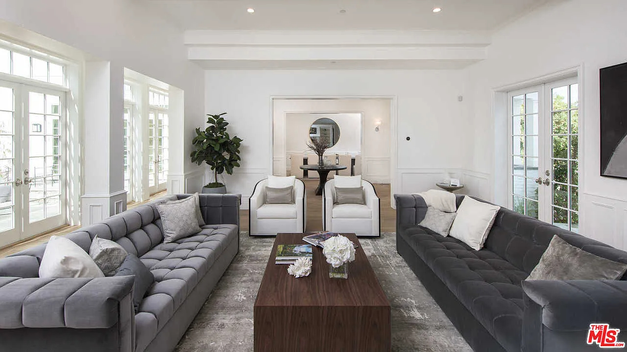 Willowcrest Estate | Photo 4