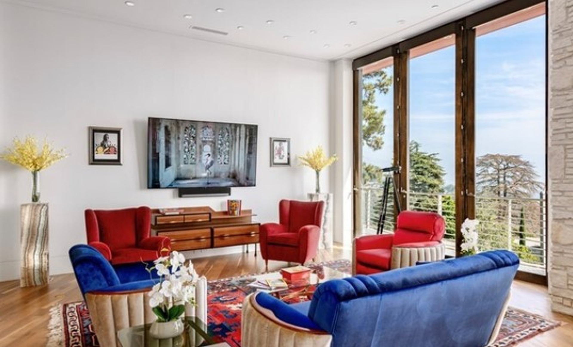 Pink Palace | Photo 15