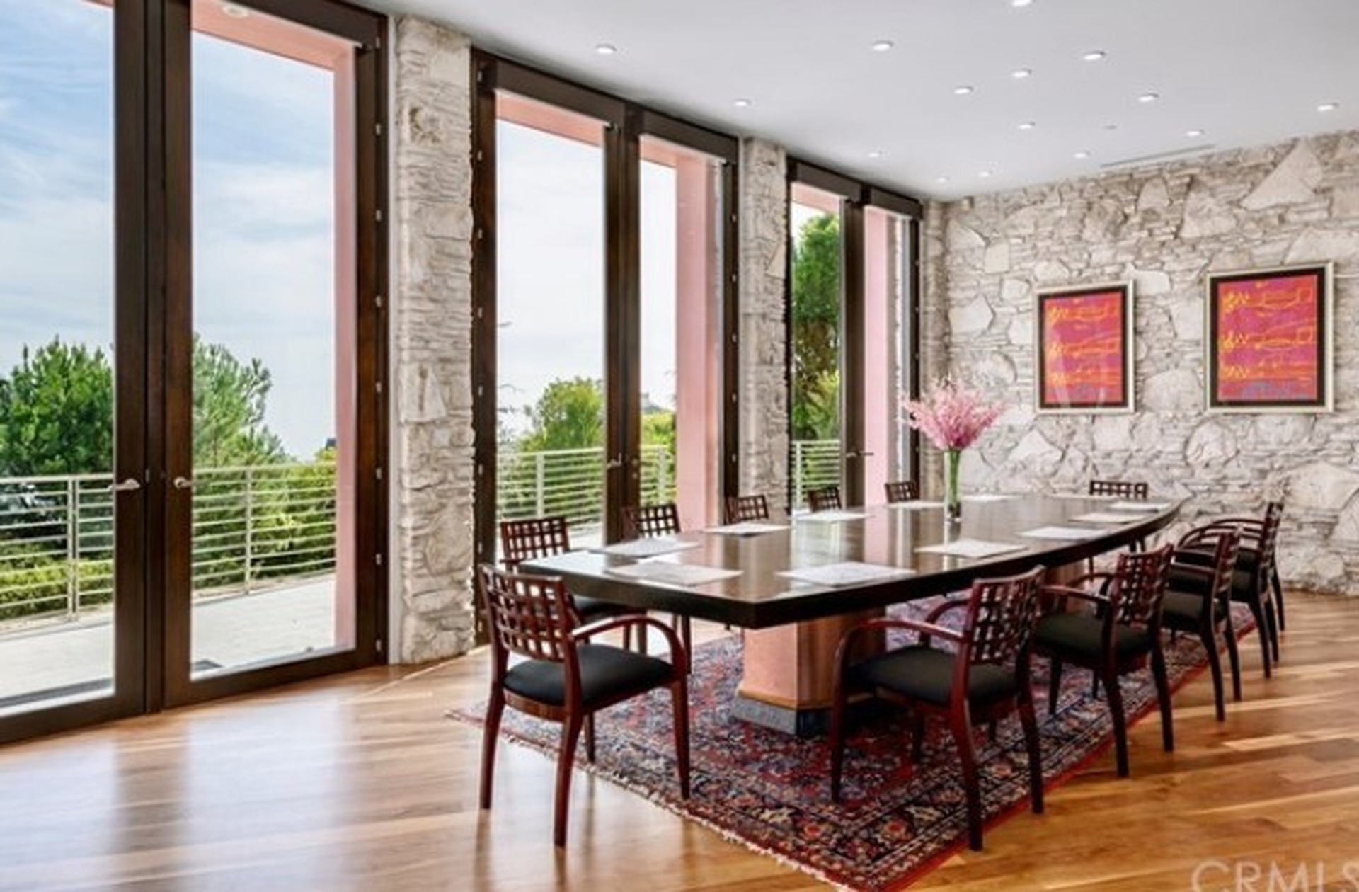 Pink Palace | Photo 16