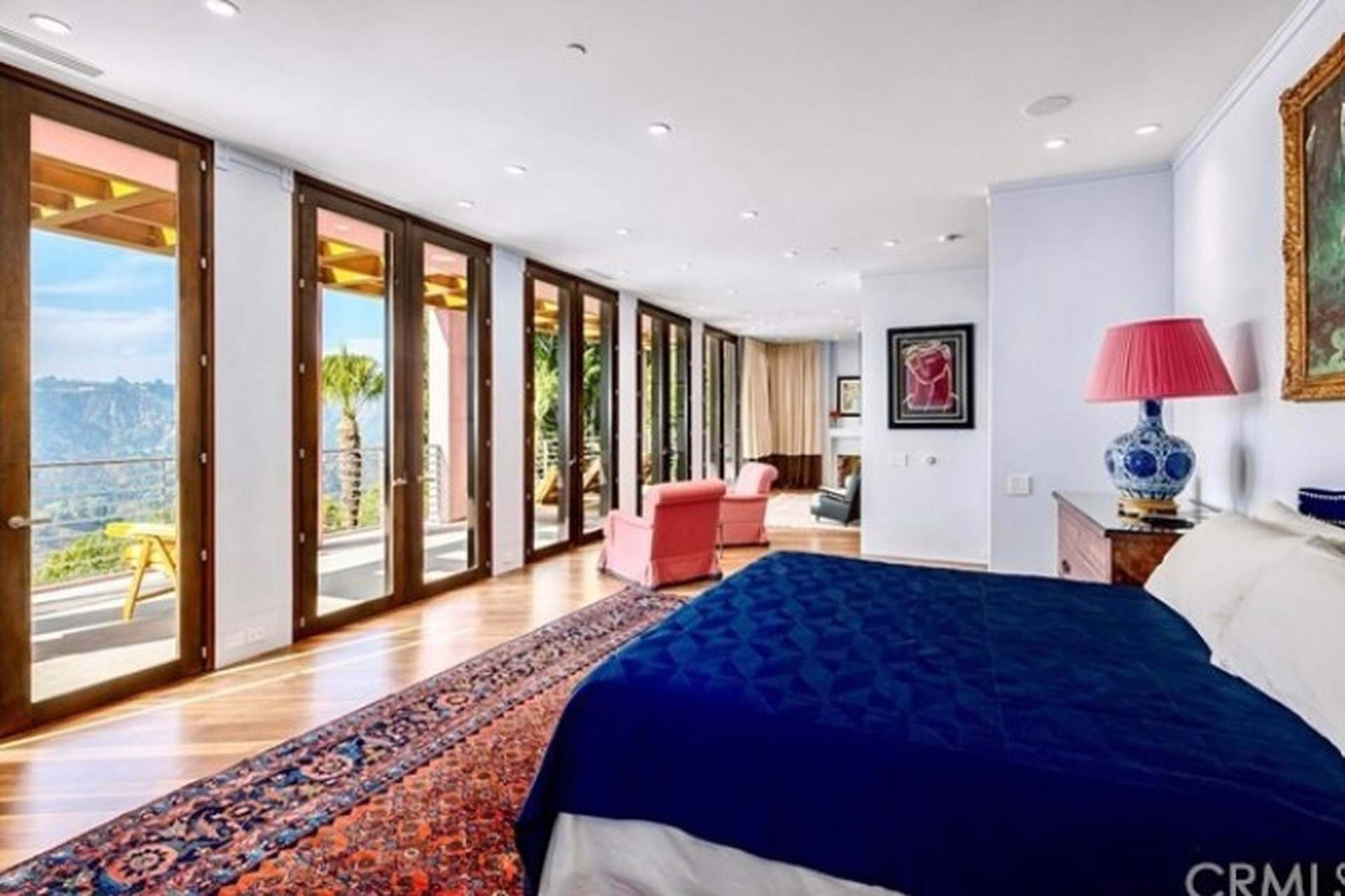 Pink Palace | Photo 21