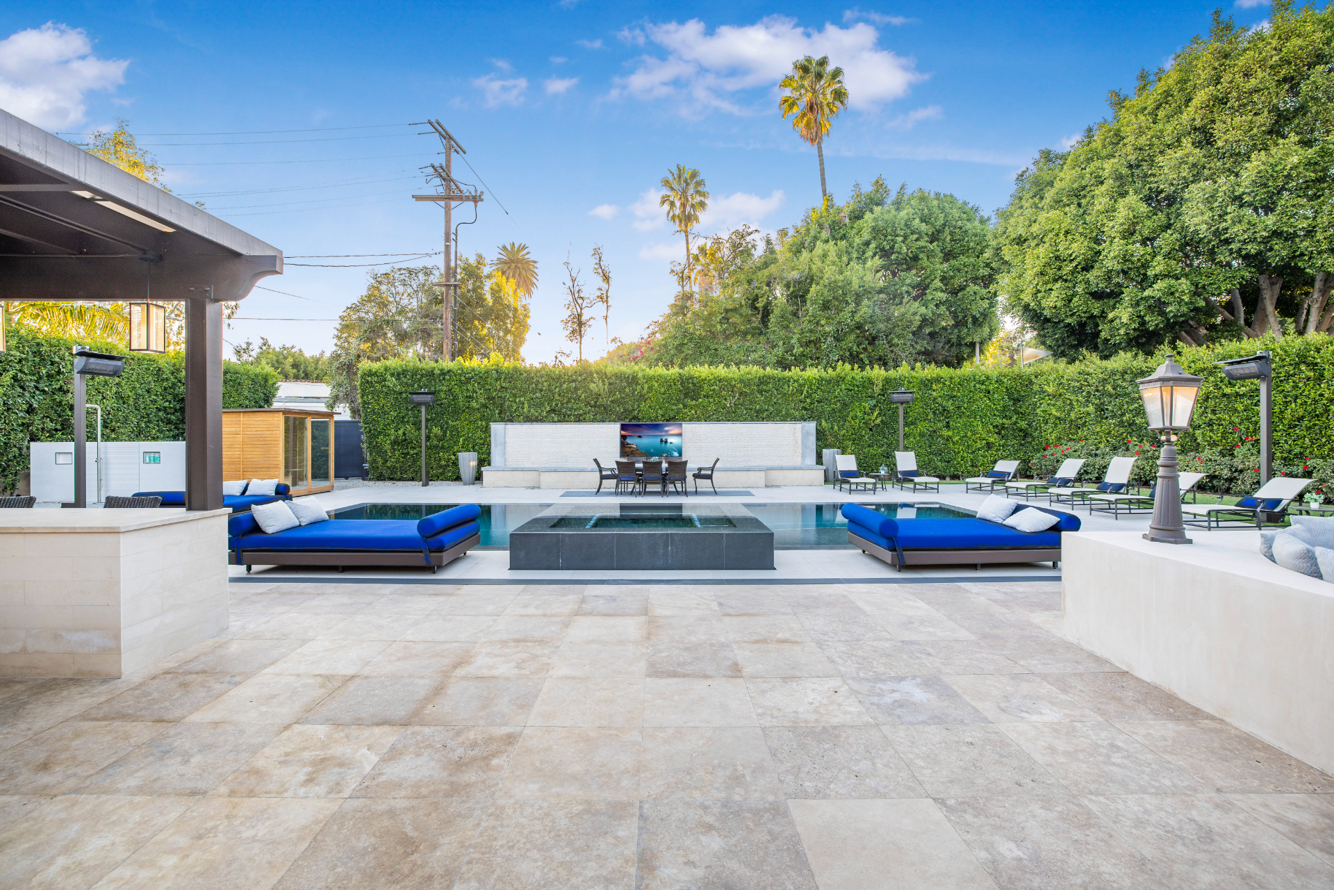 The Rodeo House — photo 19