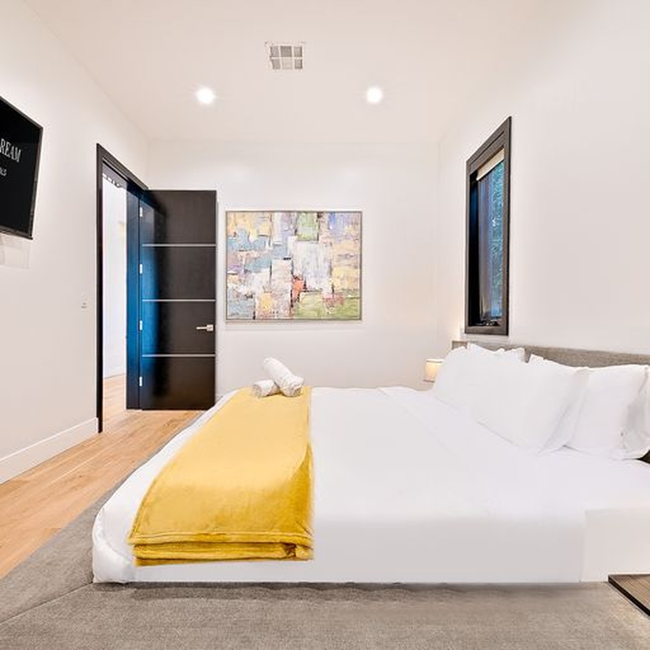 The Beverly Grove Villa | Photo 40